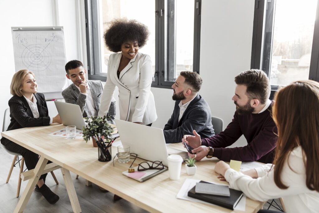 O futuro chegou: as habilidades que decidem quem vai dominar o mercado de trabalho nos próximos 50 anos. Foto: Freepik