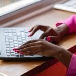 Vagas Remotas na ADN Tech laptop, typing, working, pink, woman, laptop, laptop, laptop, laptop, laptop, working