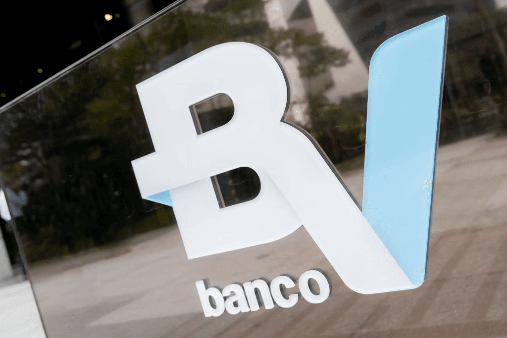 Banco BV abre programa de estágio, com bolsa de R$ 3.380
