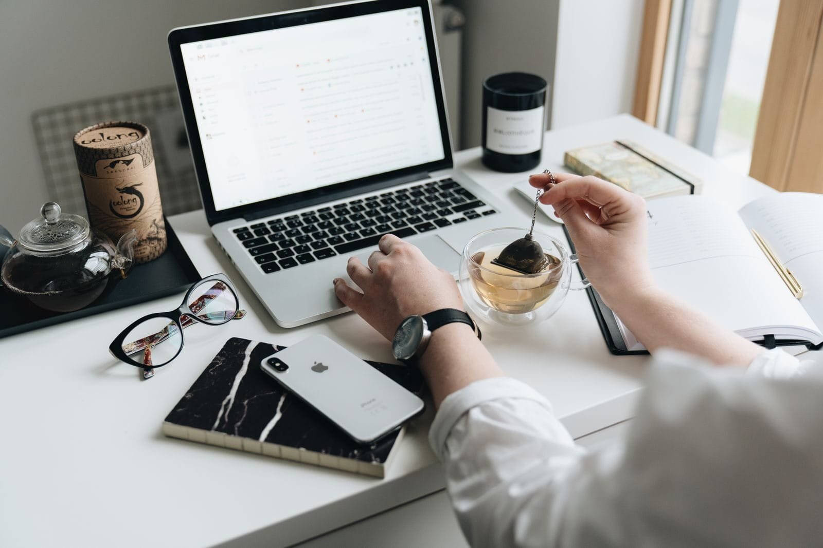 Home Office com VA/VR de R$ 1.200,00
